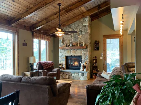 2453 Roy Mountain Road Barnet VT 05821