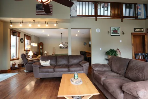 2453 Roy Mountain Road Barnet VT 05821