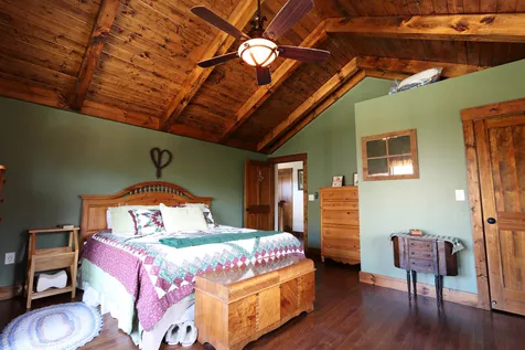 2453 Roy Mountain Road Barnet VT 05821