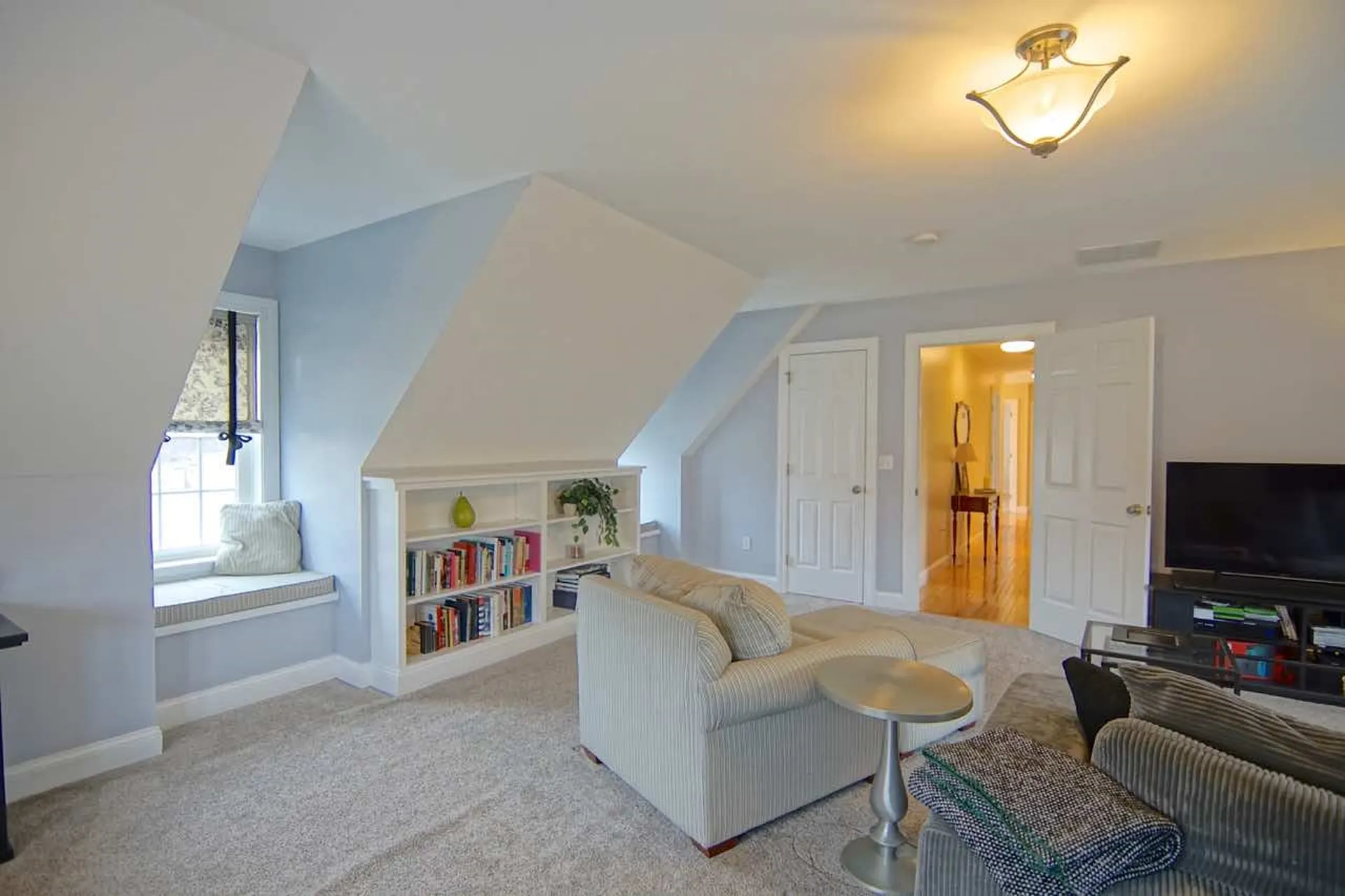 16 Easton Hill Lane Stratham NH 03885
