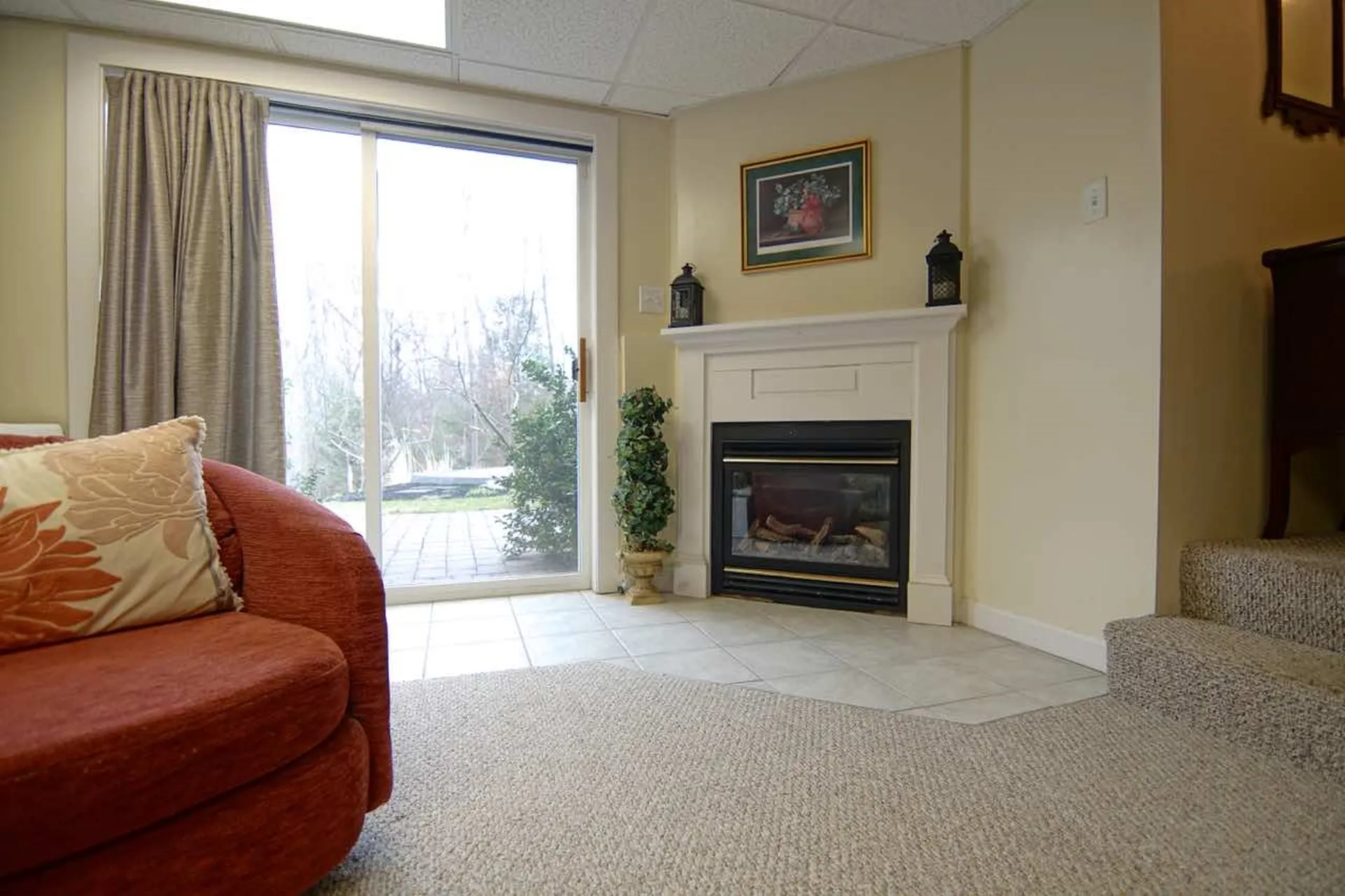 16 Easton Hill Lane Stratham NH 03885