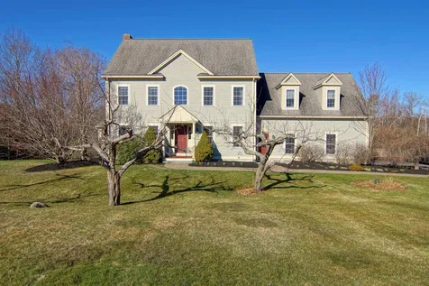 16 Easton Hill Lane Stratham NH 03885