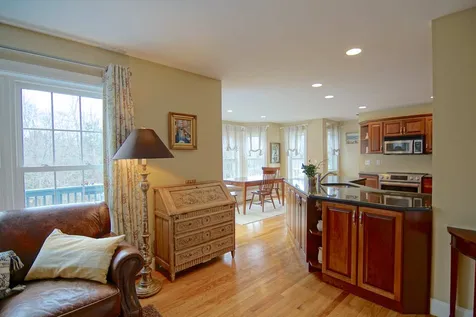 16 Easton Hill Lane Stratham NH 03885