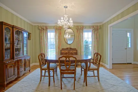 16 Easton Hill Lane Stratham NH 03885