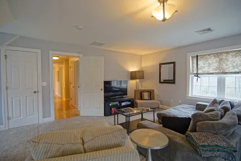 16 Easton Hill Lane Stratham NH 03885