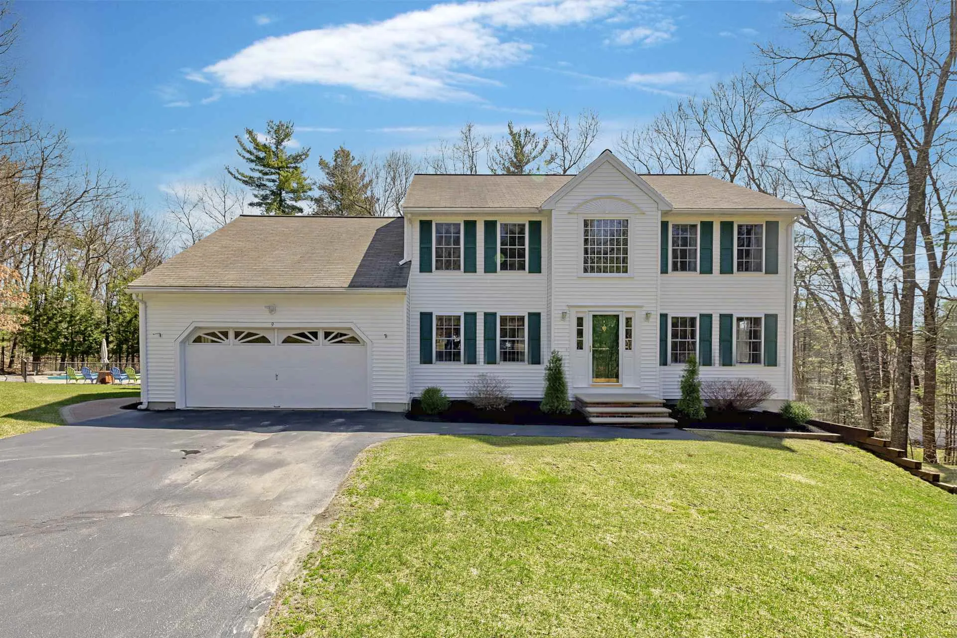 9 Ironwood Road Hudson NH 03051