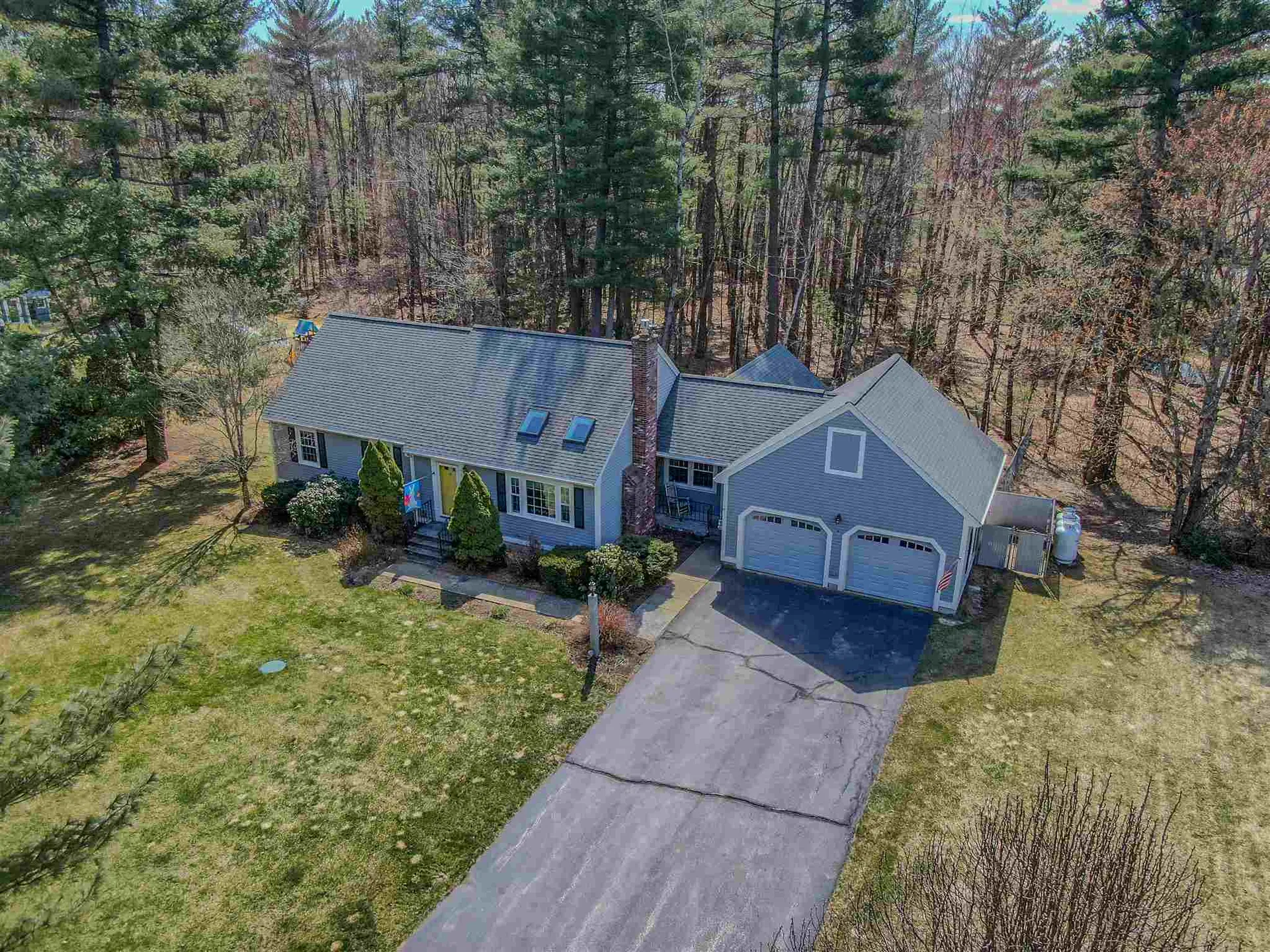 21 Locke Mill Drive Litchfield NH 03052