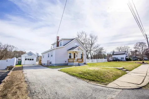 31 Pennichuck Street Nashua NH 03064