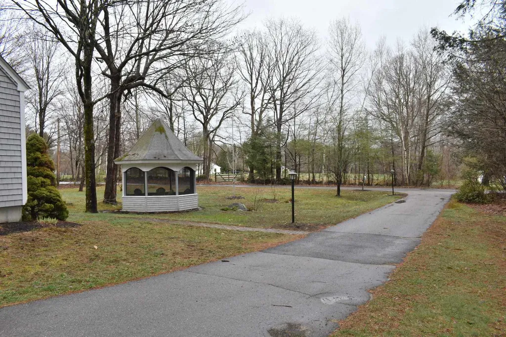 1 Maplewood Drive Wolfeboro NH 03894