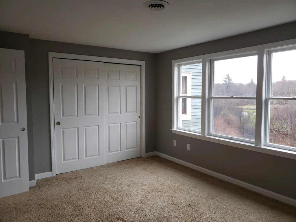 82 Union Street Peterborough NH 03458