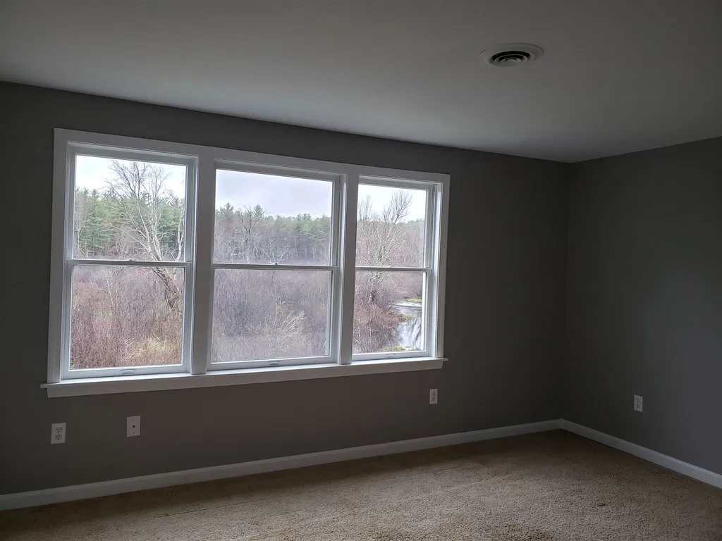 82 Union Street Peterborough NH 03458