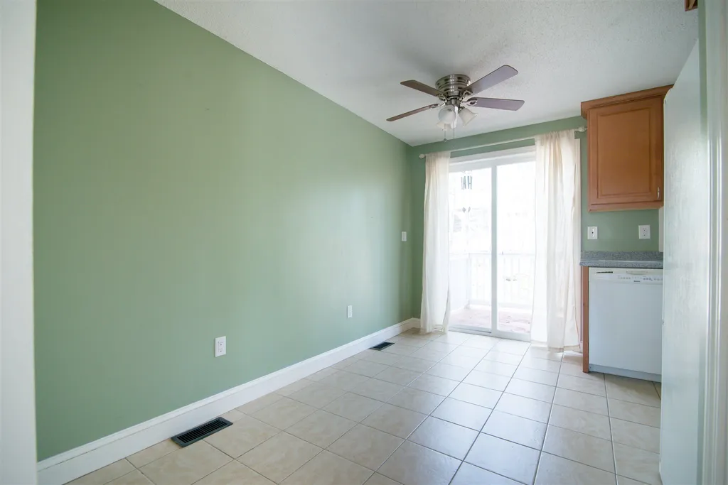 66 Preston Street Hillsborough NH 03244