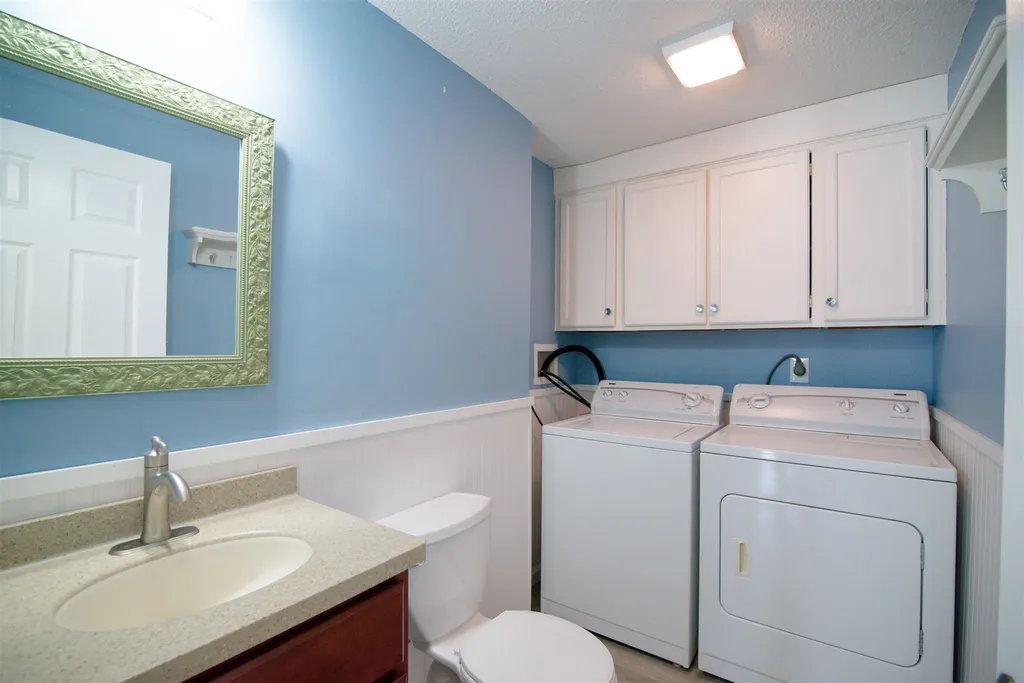 66 Preston Street Hillsborough NH 03244