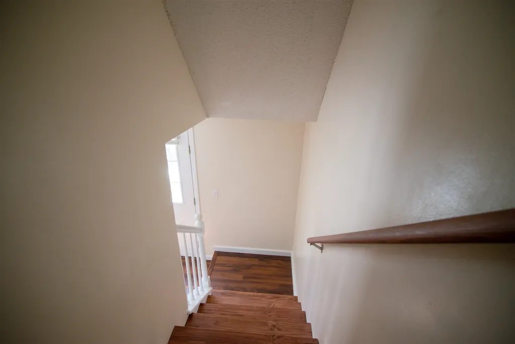 66 Preston Street Hillsborough NH 03244