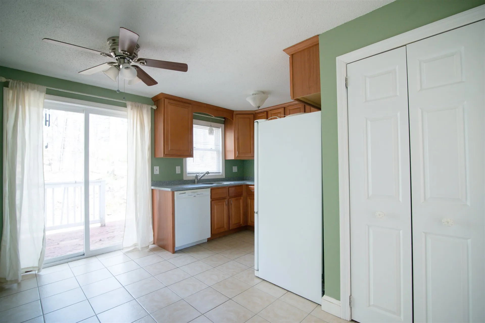 66 Preston Street Hillsborough NH 03244