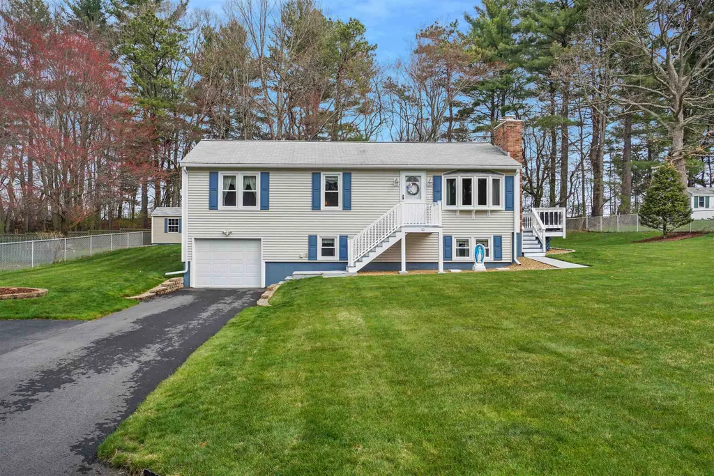 10 Hassel Brook Road Nashua NH 03060