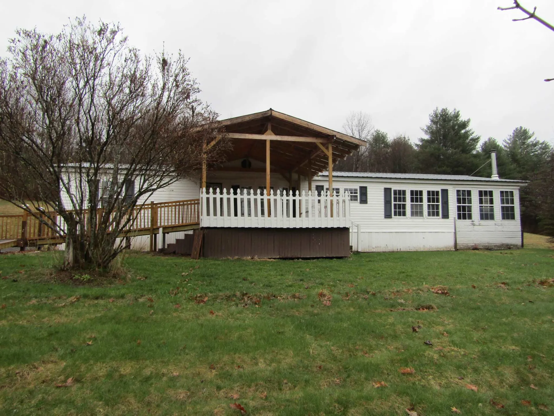 608 River Road Lyme NH 03768