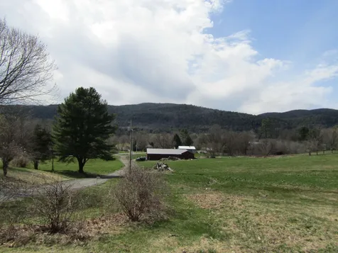 608 River Road Lyme NH 03768