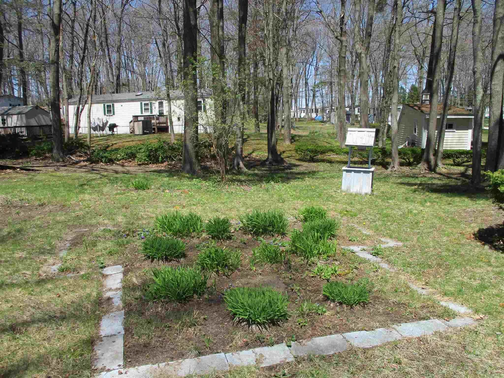 84 Cynthia Circle Seabrook NH 03874