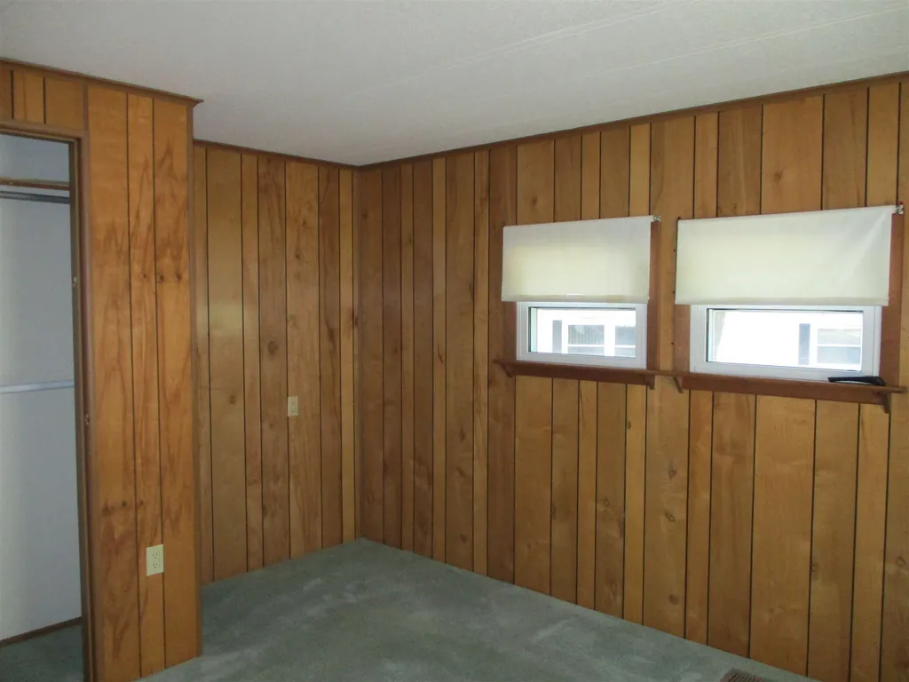 84 Cynthia Circle Seabrook NH 03874