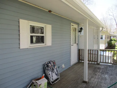 84 Cynthia Circle Seabrook NH 03874