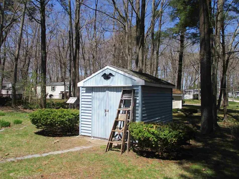 84 Cynthia Circle Seabrook NH 03874