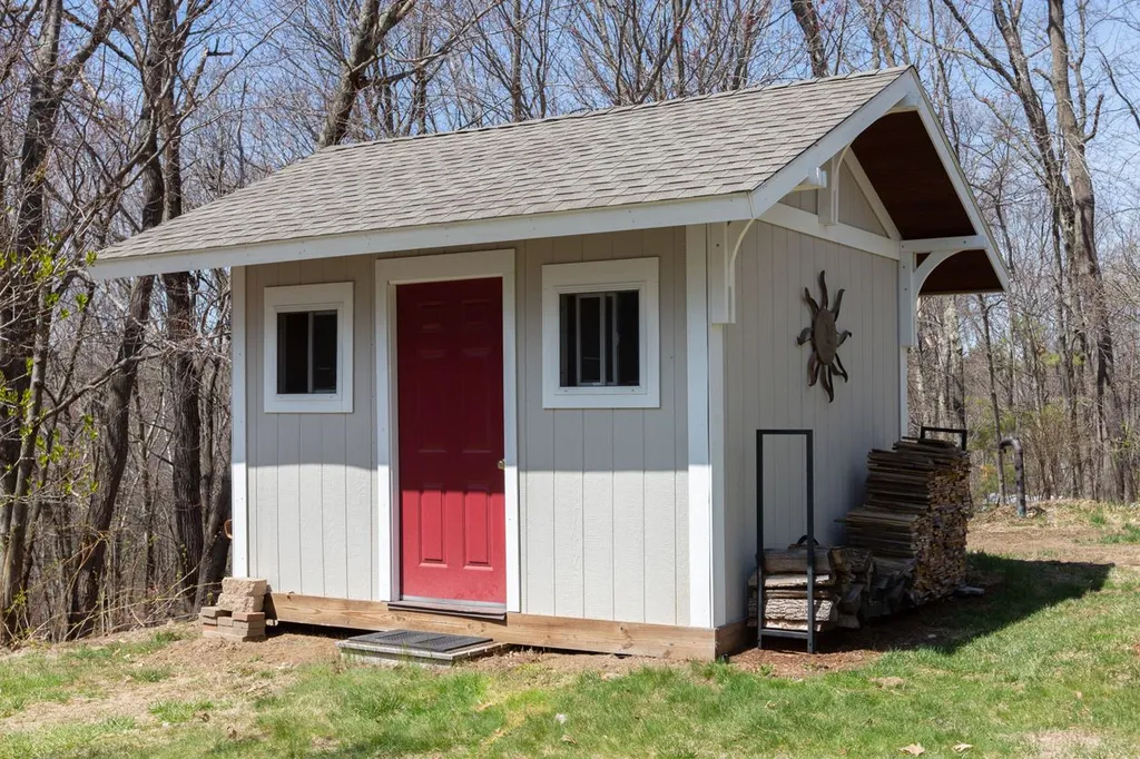 12 Mallard Lane Londonderry NH 03053