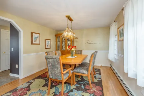 12 Mallard Lane Londonderry NH 03053