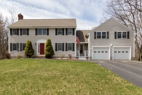 12 Mallard Lane Londonderry NH 03053