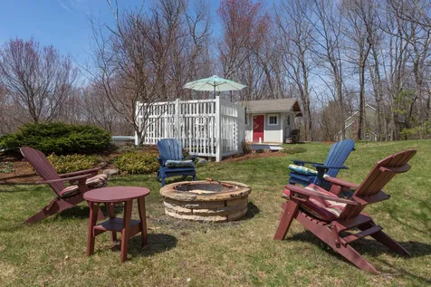 12 Mallard Lane Londonderry NH 03053