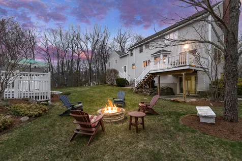 12 Mallard Lane Londonderry NH 03053