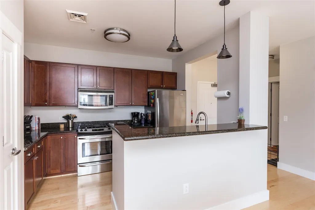 60 Winooski Falls Way Winooski VT 05404