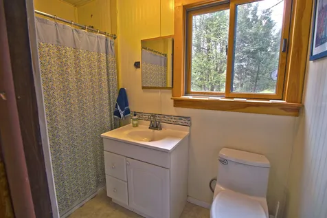 585 Cedarvale Lane North Hero VT 05474