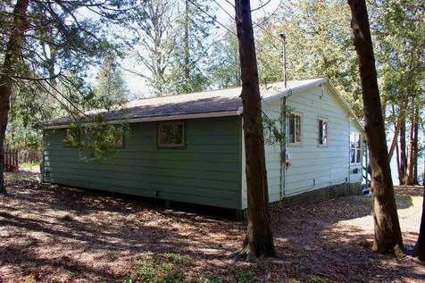 585 Cedarvale Lane North Hero VT 05474