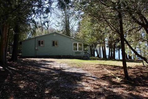 585 Cedarvale Lane North Hero VT 05474