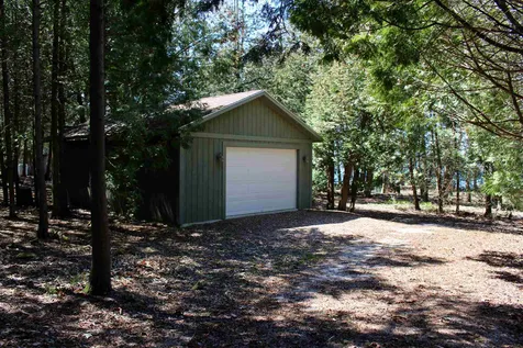 585 Cedarvale Lane North Hero VT 05474