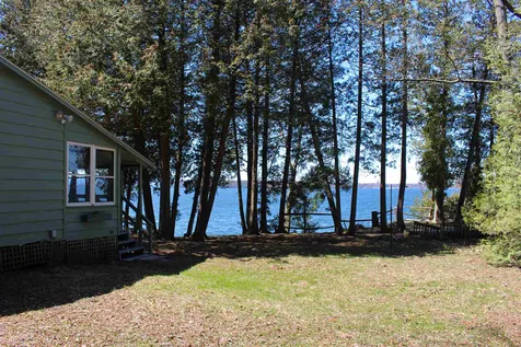 585 Cedarvale Lane North Hero VT 05474