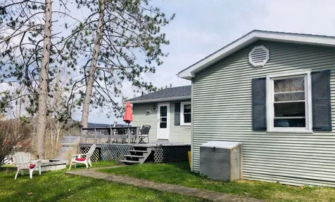 82 Mount Vernon Street Newport City VT 05855