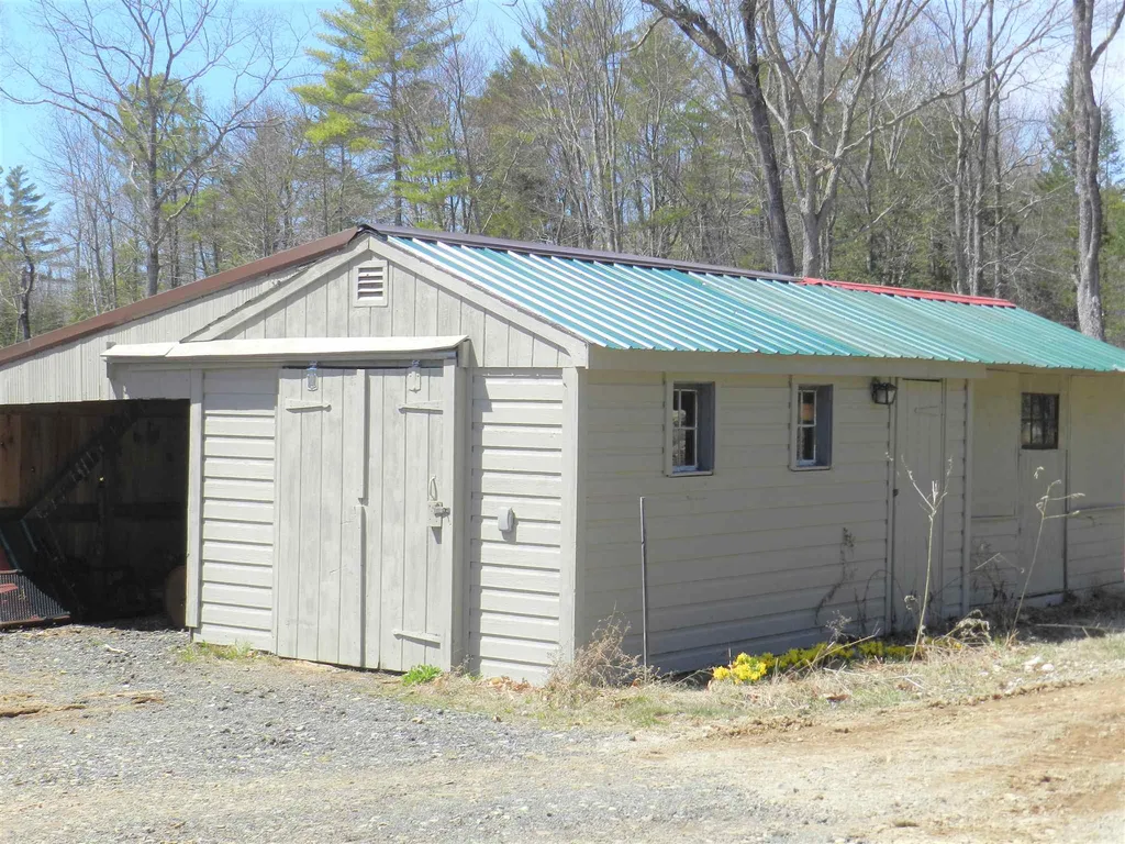 19 Tash Road New Durham NH 03855
