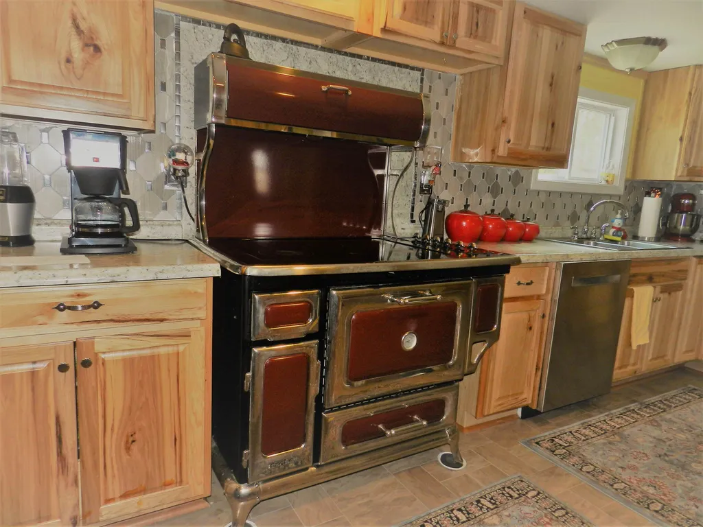 19 Tash Road New Durham NH 03855