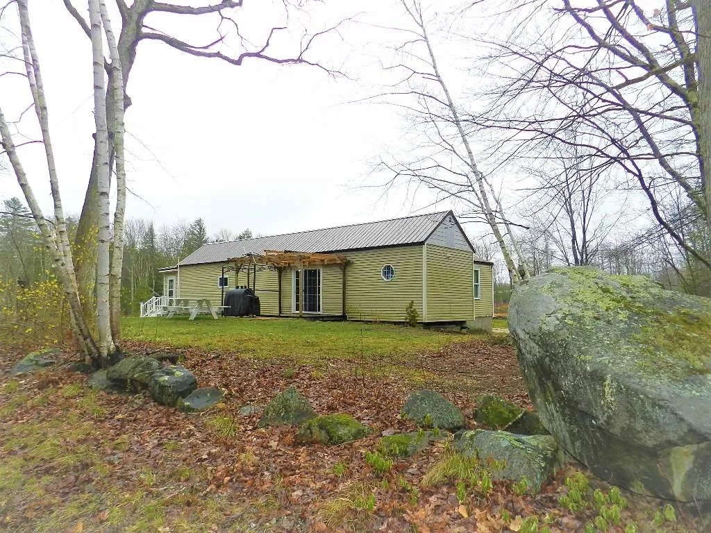 19 Tash Road New Durham NH 03855