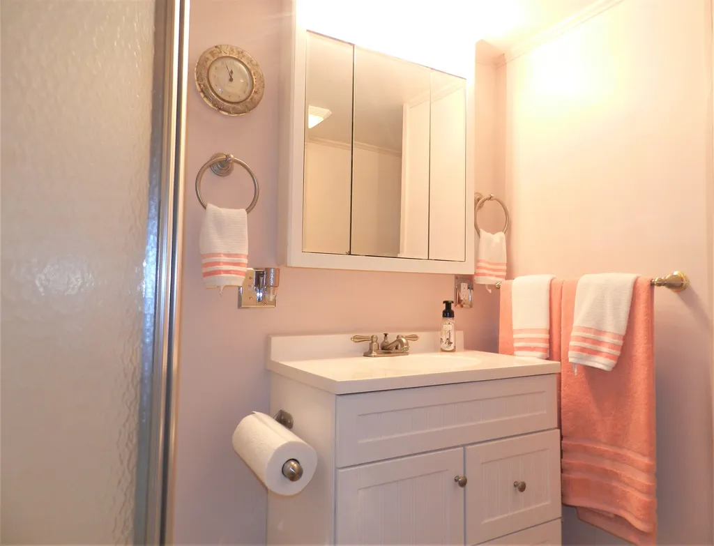 19 Tash Road New Durham NH 03855