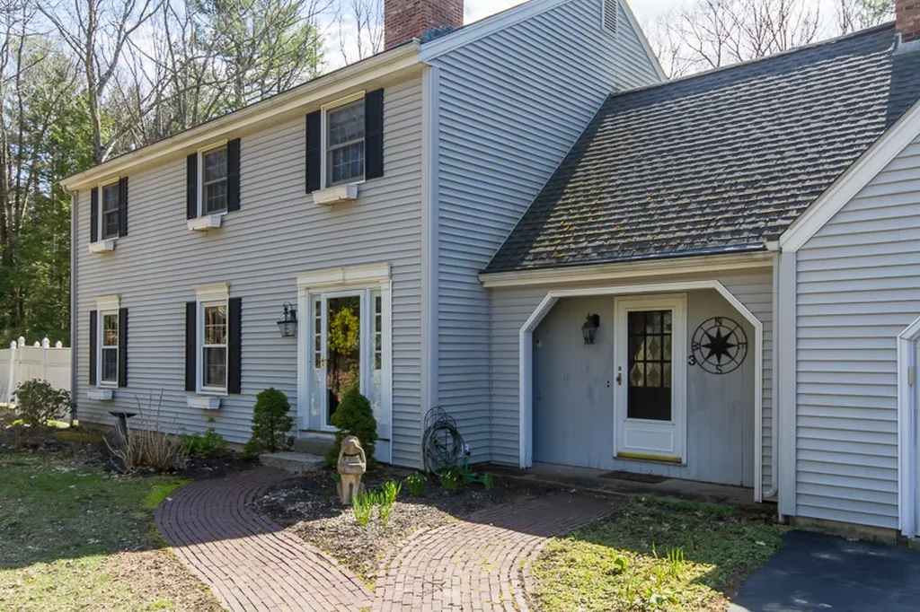 3 Blevens Drive Bow NH 03304