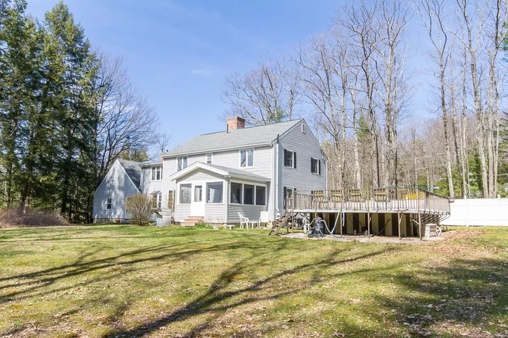 3 Blevens Drive Bow NH 03304