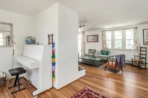 10 F W Hartford Drive Portsmouth NH 03801