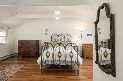 10 F W Hartford Drive Portsmouth NH 03801