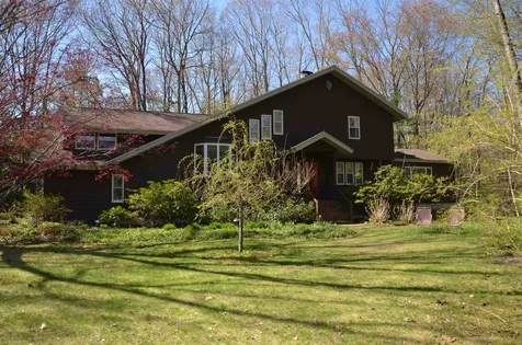 10 F W Hartford Drive Portsmouth NH 03801