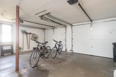 10 F W Hartford Drive Portsmouth NH 03801