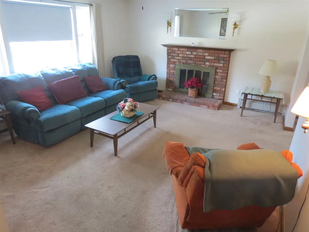 22 Birchwood Avenue Rochester NH 03867