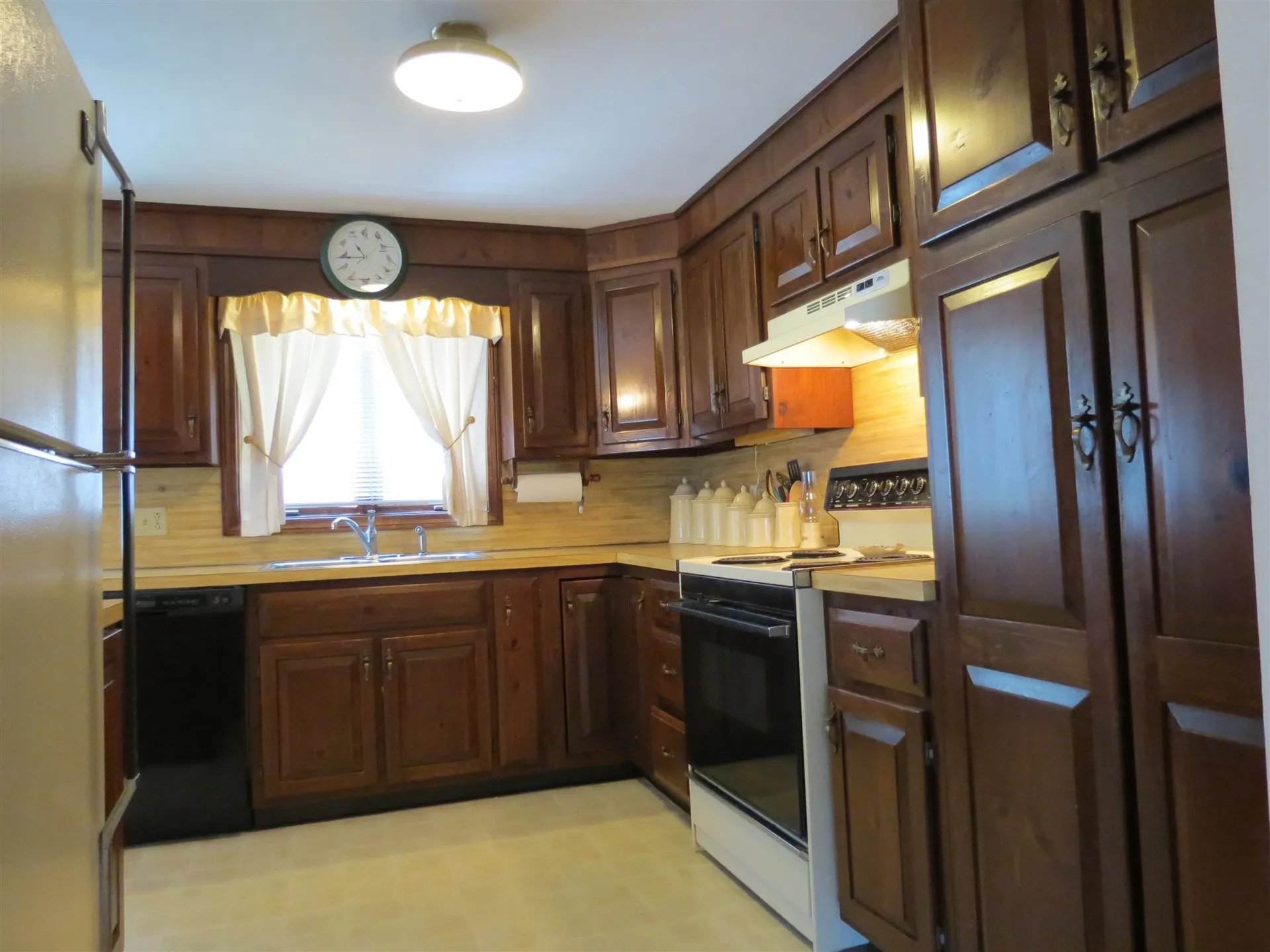 22 Birchwood Avenue Rochester NH 03867